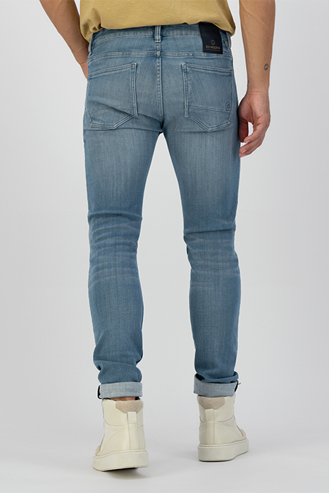 MR. E. SUMMER OCEAN VIEW SUMMER OCEAN VIEW 2