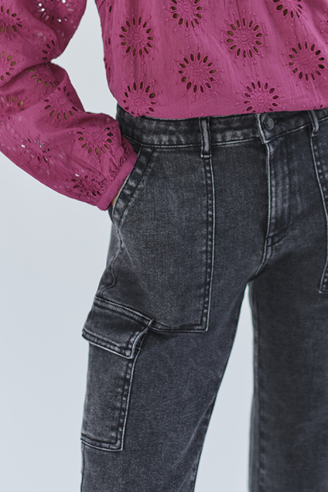 GREY CROPPED COMBAT JEANS WITH FLAP POCKETS 5