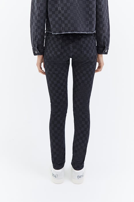 GREY CHECKERBOARD MOTIF SCULPT UP SKINNY JEANS 2