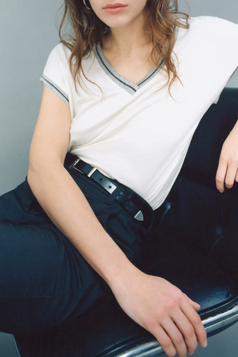 ECRU MIXED FABRIC TOP WITH STRIPED RIBBED V NECK 5