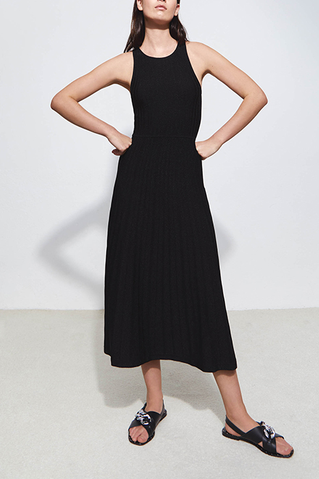 PURE EDITION – BLACK LONG DRESS 4