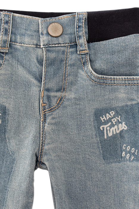 BABY BOYS’ BLUE JEANS WITH PRINT AND BADGE 6
