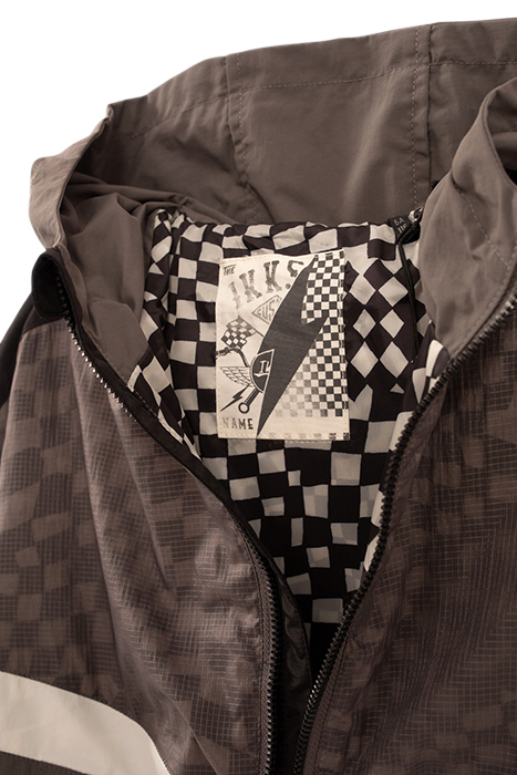BOYS’ GREY WINDCHEATER WITH CHECKERBOARD LINING 6