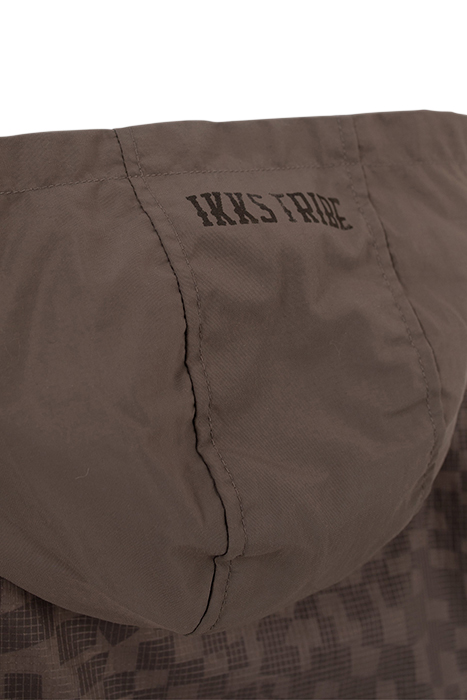 BOYS’ GREY WINDCHEATER WITH CHECKERBOARD LINING 7