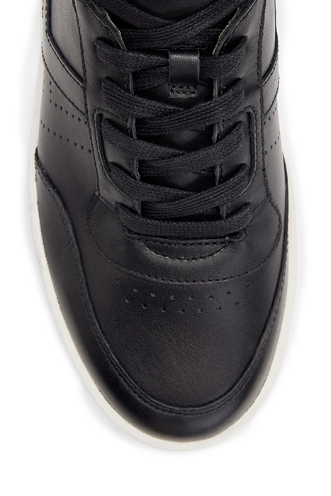 PRO HIGH TOP BLACK 4