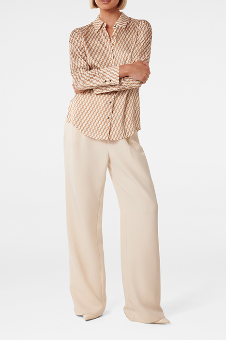 LILA LONGLINE PRINTED SATIN SHIRT TAN PORTER GEO 3