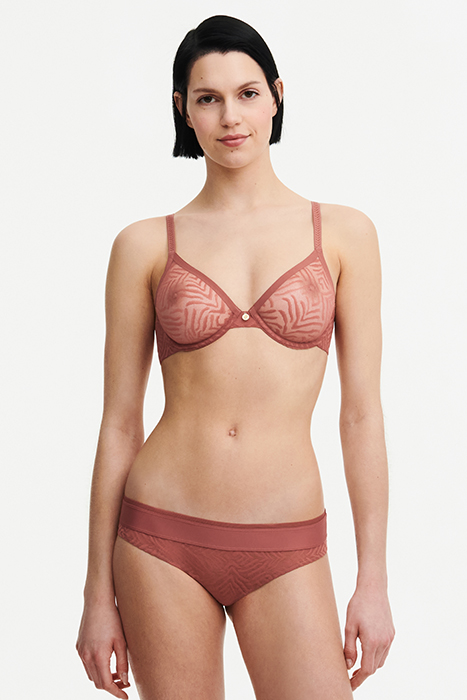 GRAPHIC ALLURE AMBER 4