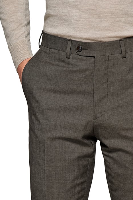 SUIT-TAUPE MID BROWN 9