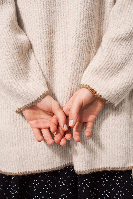 ERICA LONGLINE CARDI DARK NATURAL 5