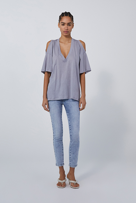 HYLDO T-SHIRT IN GREY 2