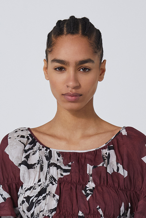 HILTA BURGUNDY/BLACK 5