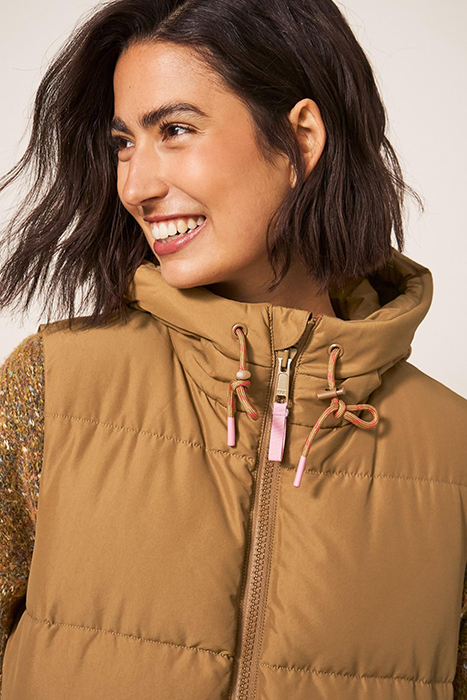 EMBER QUILTED GILET MID TAN 4