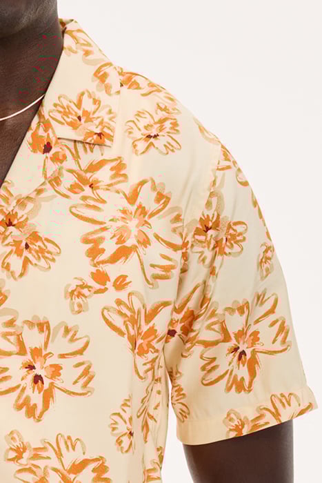 MEN SHORTSLEEVE WASHED FLOWER LIGHT BEIGE 10