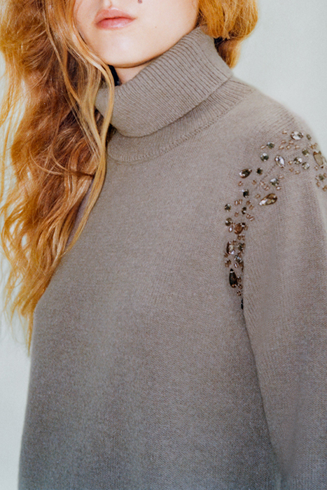 BEIGE KNIT DRESS WITH DIAMANTE ARMHOLES 5