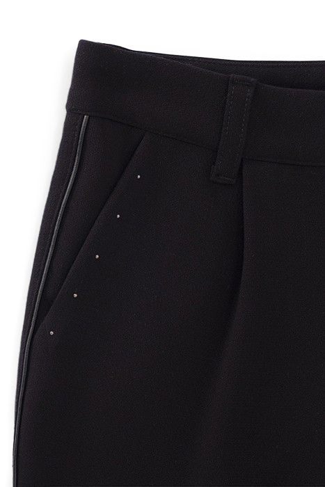 GIRLS’ BLACK STUDDED 7/8 TROUSERS 3