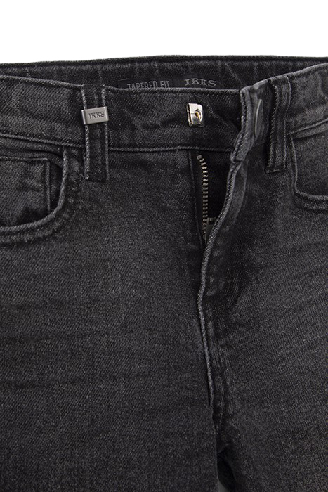 BOYS’ GREY EMBROIDERED AND DISTRESSED KNEE TAPERED JEANS 3