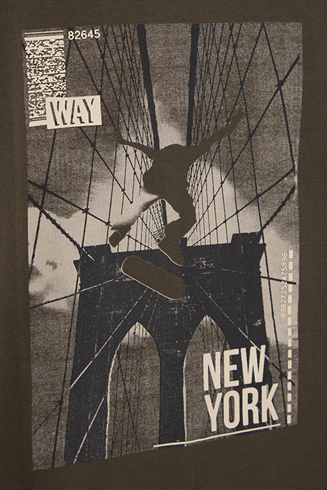 BOYS’ KHAKI SKATEBOARDER BROOKLYN BRIDGE ORGANIC T-SHIRT 5