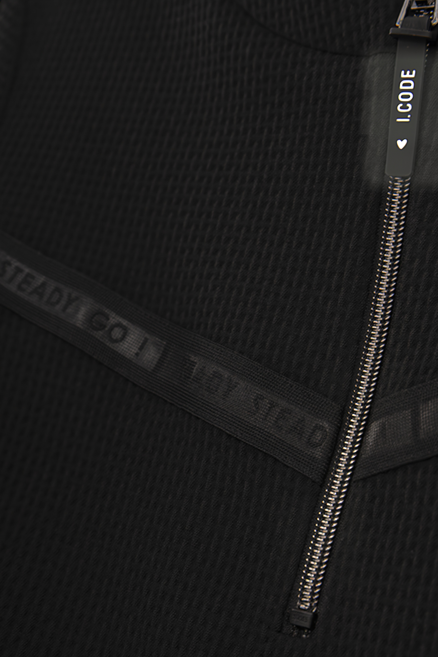 BLACK WAFFLE-KNIT BLOUSE WITH LETTER BAND 8