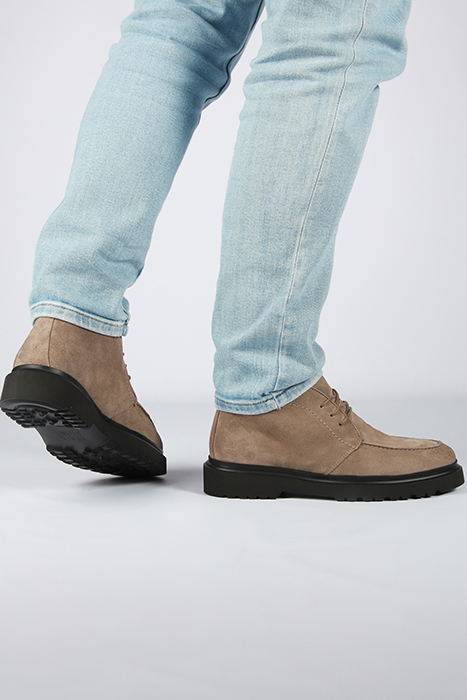 BLACKSTONE - JAYLEN MID - AG317 DODO - DESERT BOOTS 4