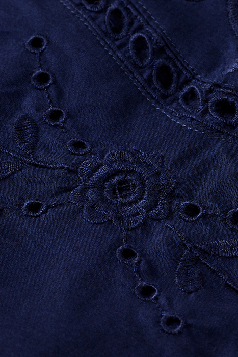 BROIDERIE ANGLAISE TOP NAVY BLUE 3