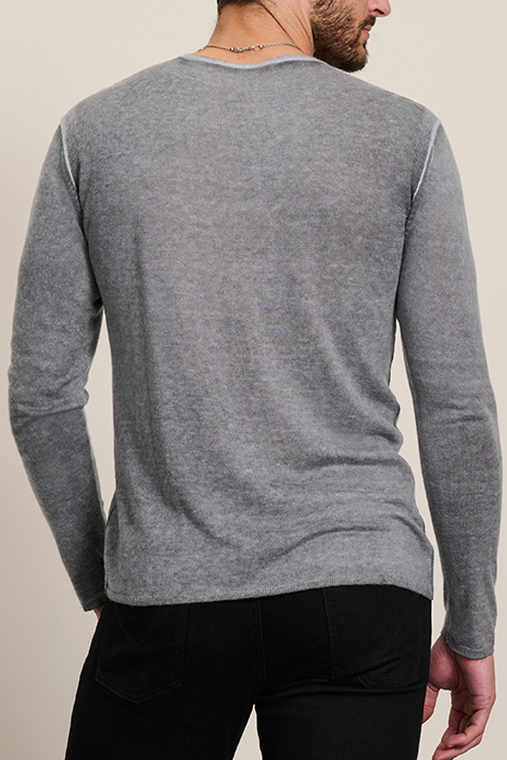 REGULAR FIT LS VNECK WITH REVERSE PRINT SEAL GREY 2
