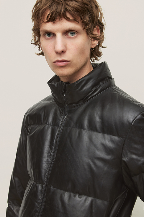 DOWN PUFFER JACKET WITH DETACHABLE HOOD BLACK 2