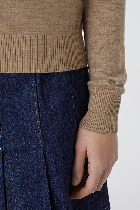 V NECK LONG SLEEVES BROWN SUGAR 5