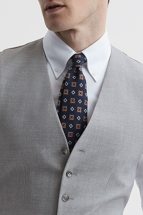 ARROW-TEXTURED WAISTCOAT GREY 6