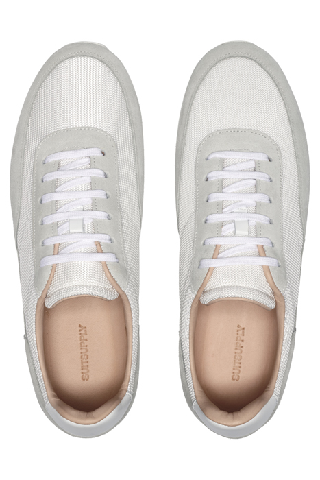 GREY RUNNER SNEAKER 6