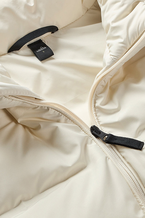 COLT | TECH PUFFER VEST POWDER WHITE 4