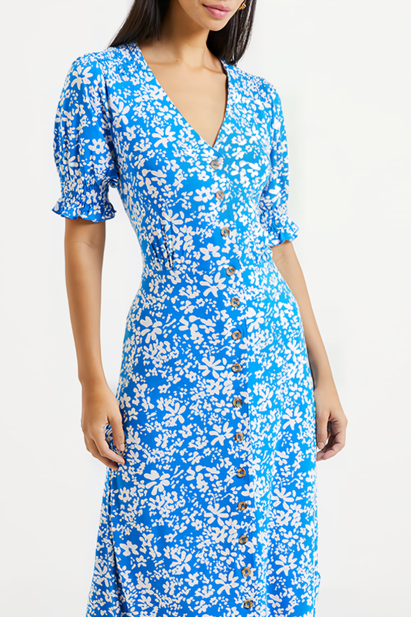 VEE BUTTON THRU M BLUE 5