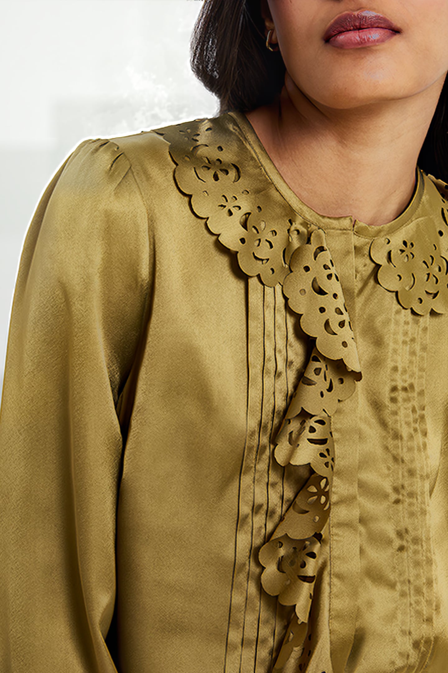 ALEEYA SATIN LACE DETAIL BLOUS BROWN 5