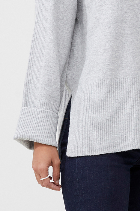 VHARI JUMPER BLACK 4