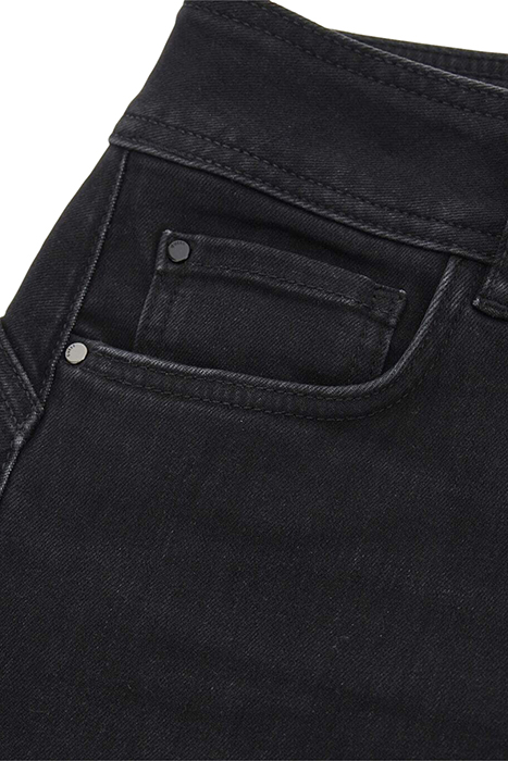 SHAPE UP THE FLORA 7