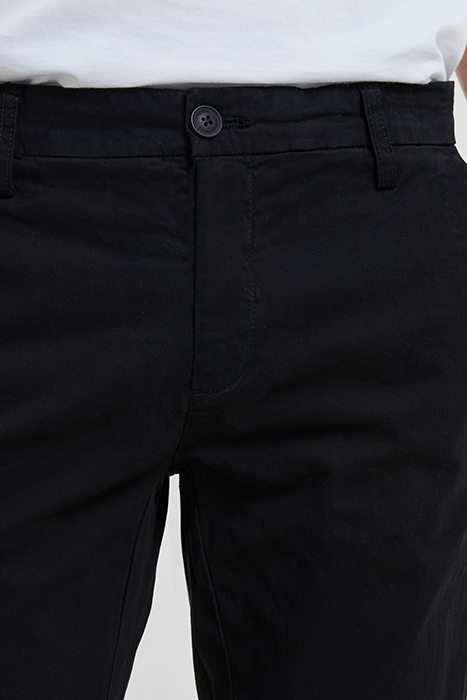 CHINO TROUSER BLACK 3