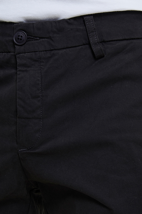 CHINO TROUSER BLACK 5