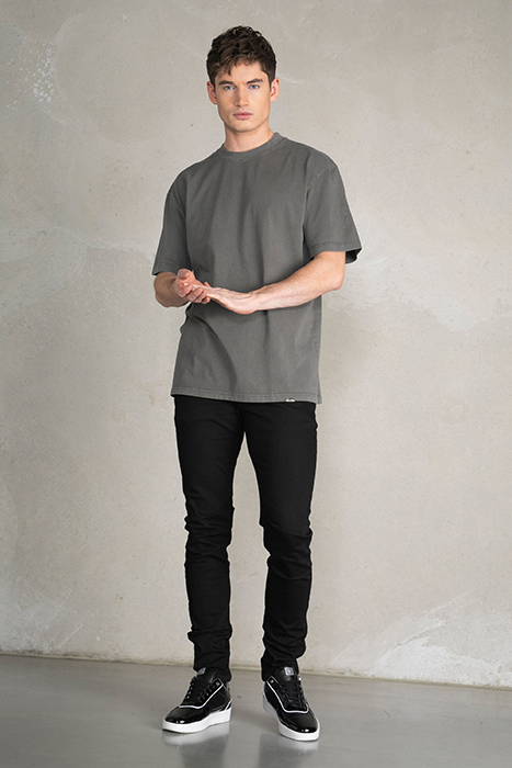 BLANKS BOX T-SHIRT JET BLACK VINTAGE 3