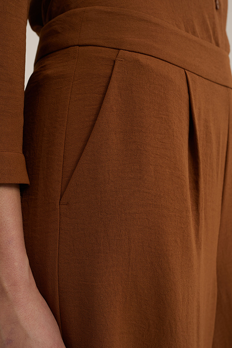 TROUSER DARK BROWN 6