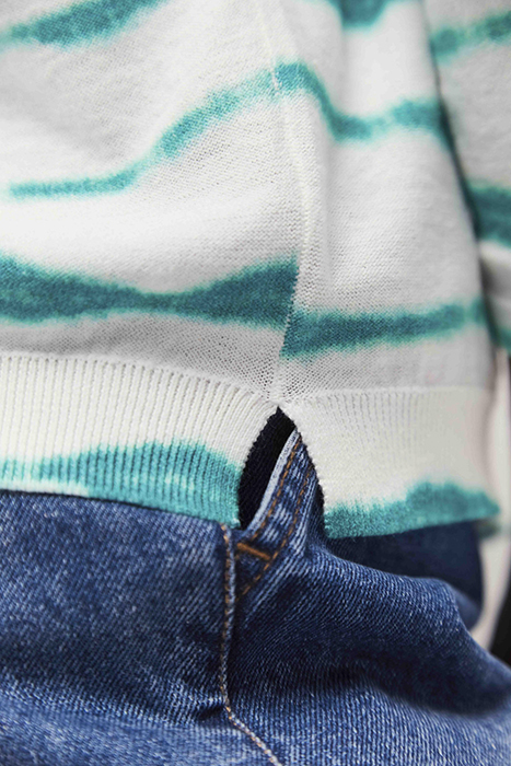 TECLA - JUNGLE GREEN KNITTED JUMPER WITH FUZZY STRIPE PATTER 7