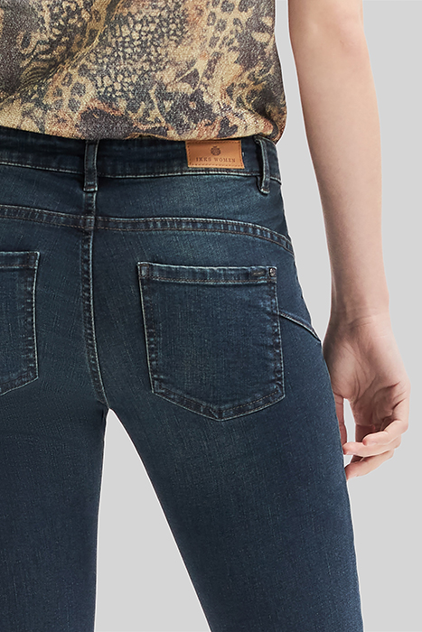 MID.HIGH BLUE SCULPT.UP FIT SLIM JEANS 6