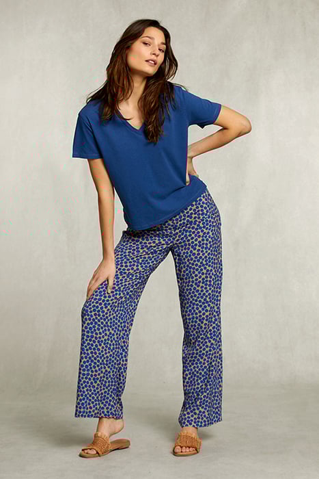 BLUE BASIC V-NECK T-SHIRT BLUE 3