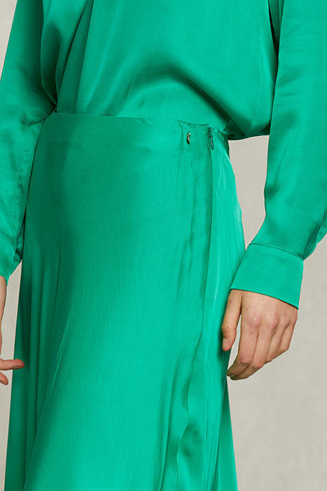 GREEN SATIN FLARED SKIRT GREEN 4