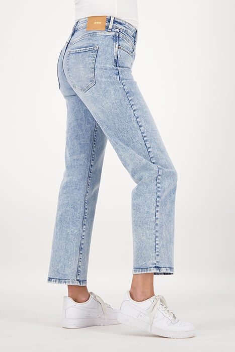 DAWN YOKE JEANS LIGHT BLUE STONE 5