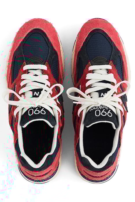 M990AD2 SNEAKERS IN RED 3