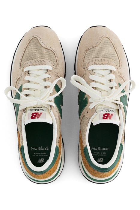 M990TG1 SNEAKERS IN TAN 3