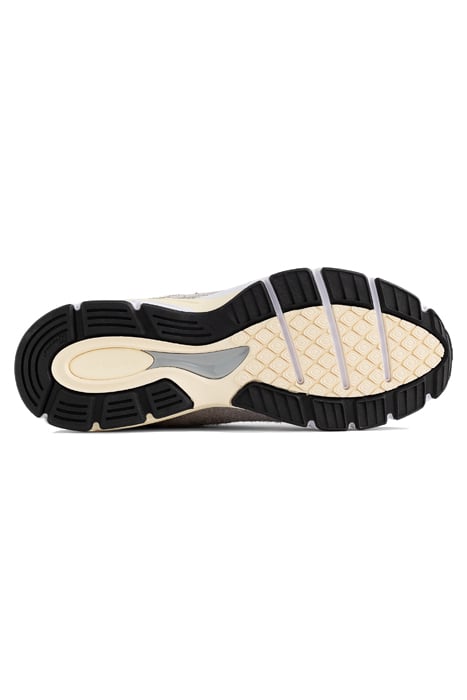 U990TA4 SNEAKERS IN MARBLEHEAD 5