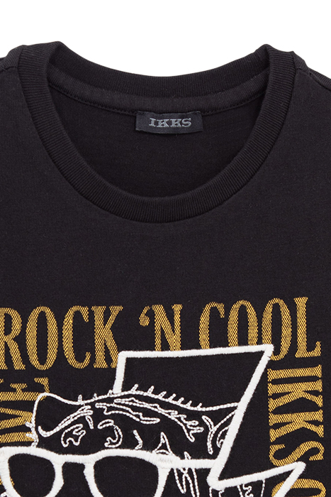 BOYS’ BLACK T-SHIRT, EMBROIDERED TIGER HEAD-GOGGLES IMAGE 3