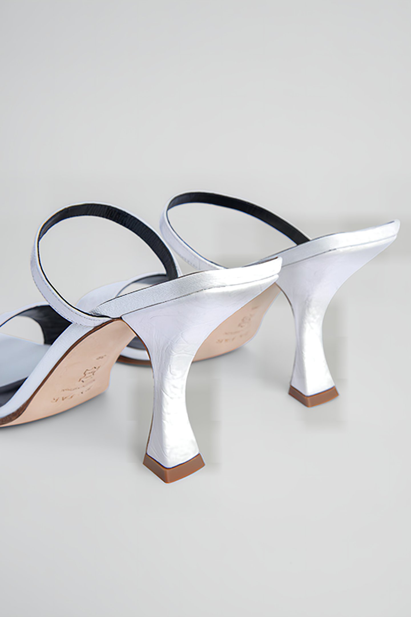 NAYLA OPTIC WHITE CIRCULAR CROCO EMBOSSED LEATHER WHITE 4