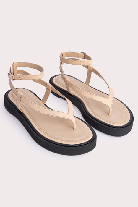 CECE SAND GRAINED LEATHER SAND 3