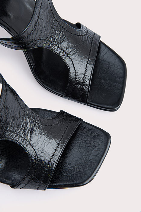 NADIA BLACK GLOSS LEATHER BLACK 4